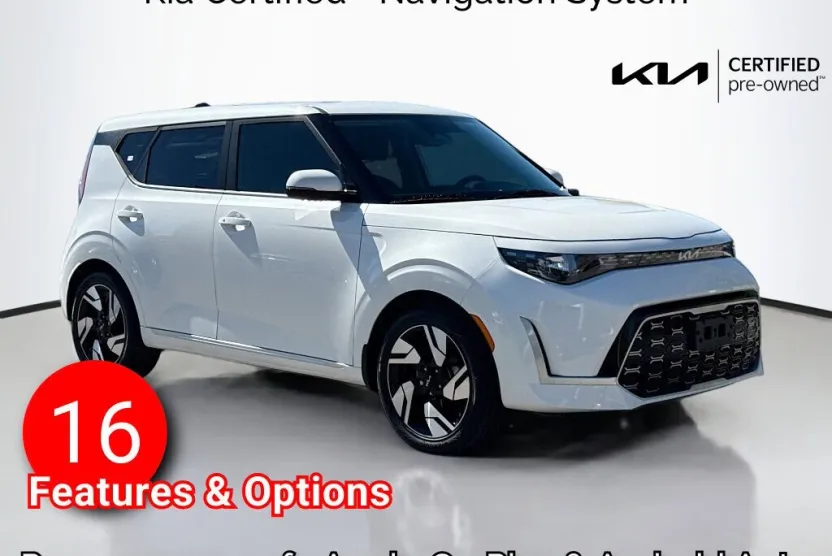 2024 Kia Soul GT-Line photo 1