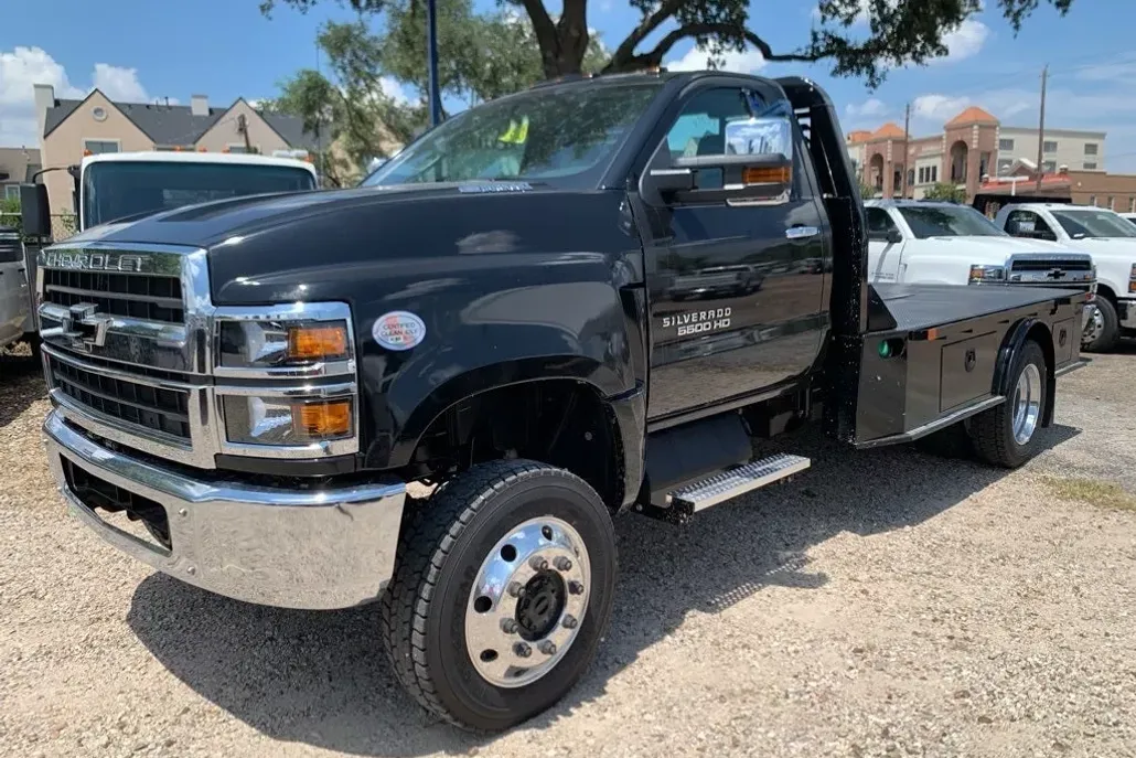 2024 Chevrolet Silverado 5500HD Work Truck photo 1