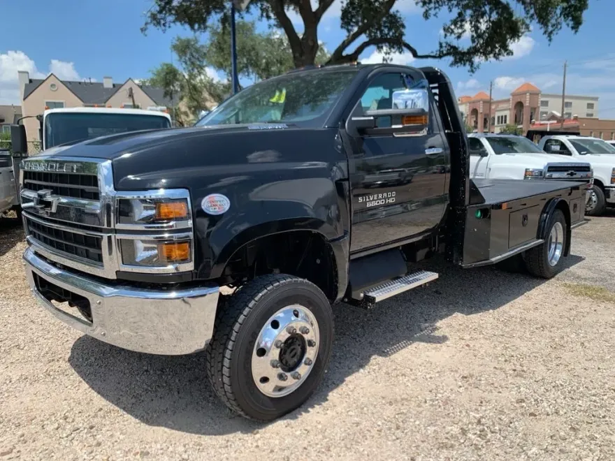 2024 Chevrolet Silverado 5500HD Work Truck photo 1