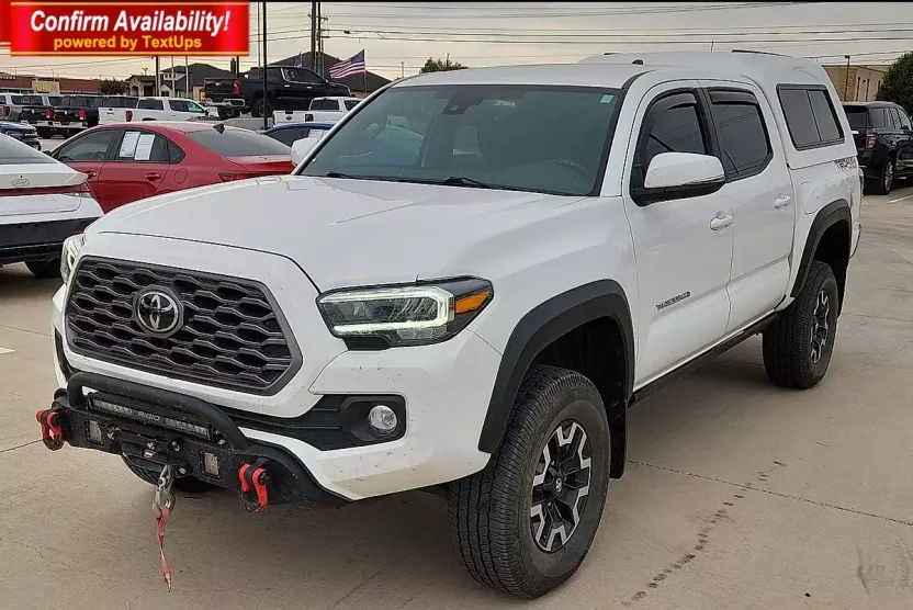 2023 Toyota Tacoma SR5 photo 1