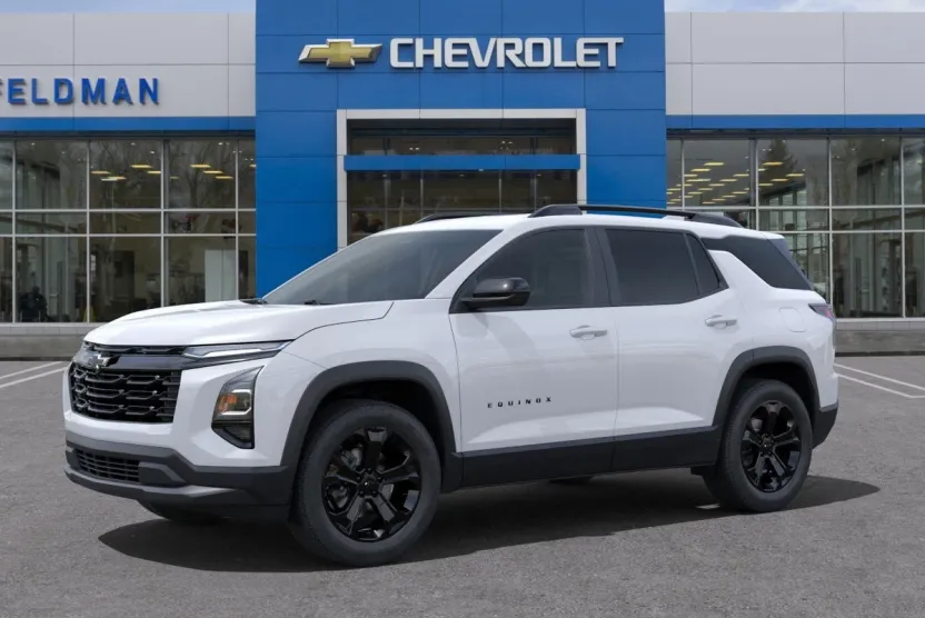 2025 Chevrolet Equinox LT photo 1
