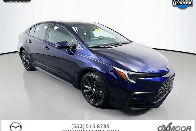 2024 Toyota Corolla SE photo 1