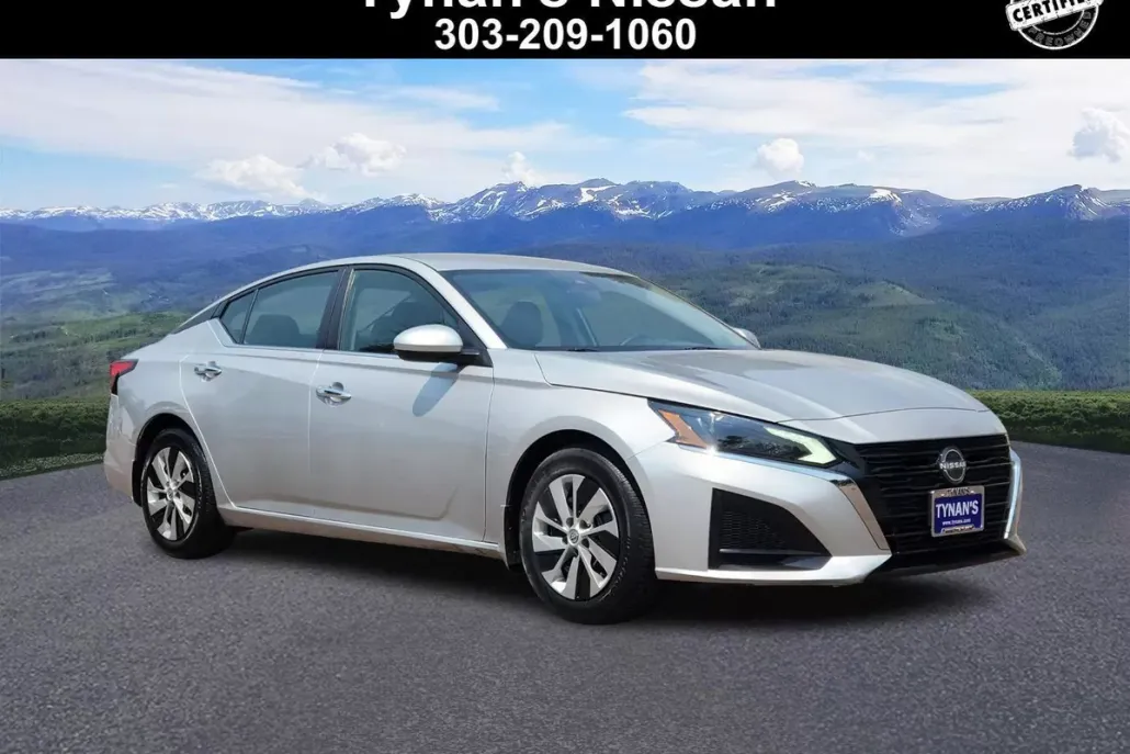 2023 Nissan Altima 2.5 S photo 1