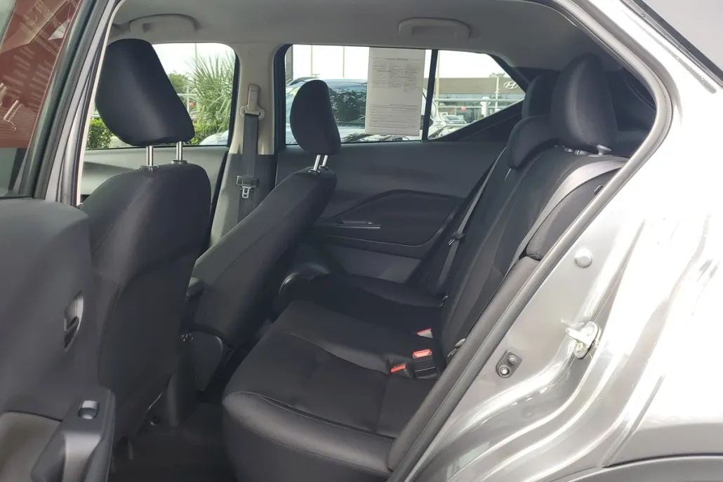 2024 Nissan Kicks S photo 1