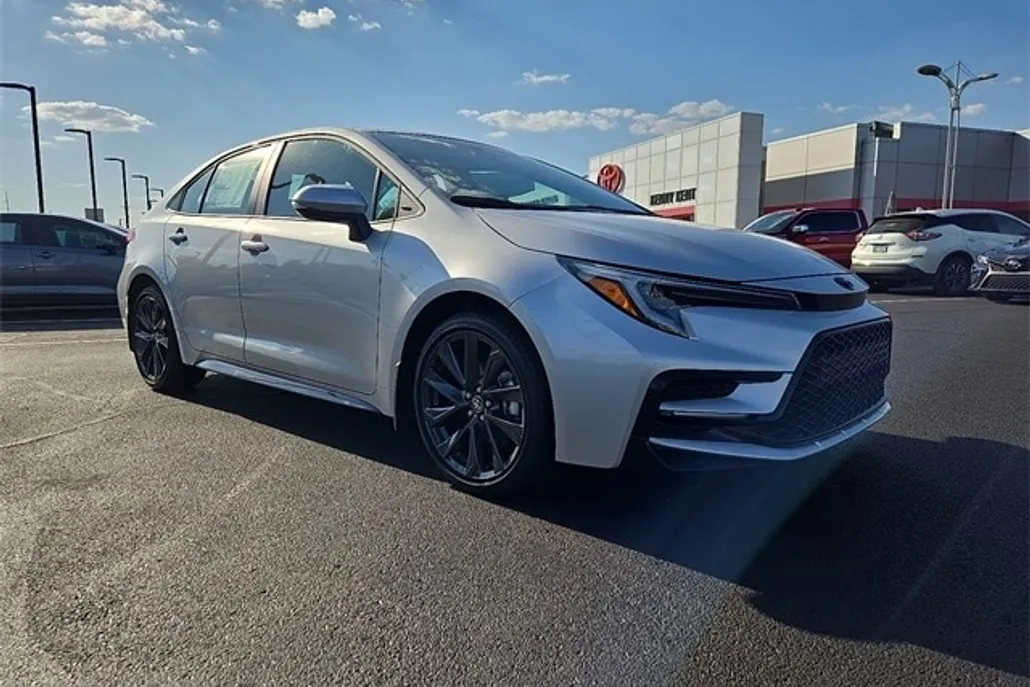 2026 Toyota Corolla SE photo 1