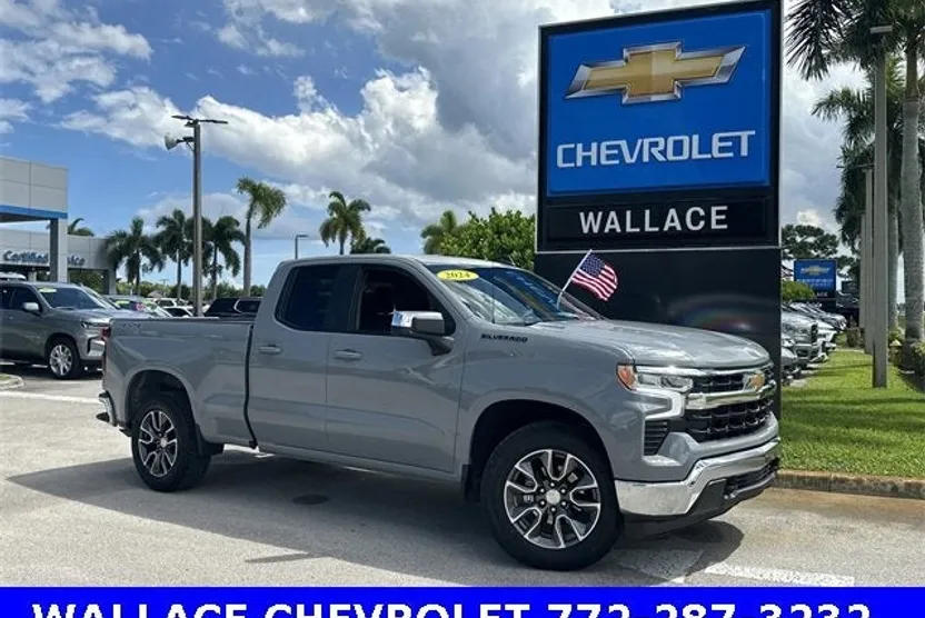 2024 Chevrolet Silverado 1500 LT photo 1