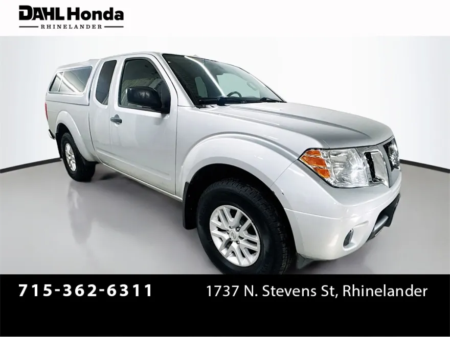 2015 Nissan Frontier SV photo 1