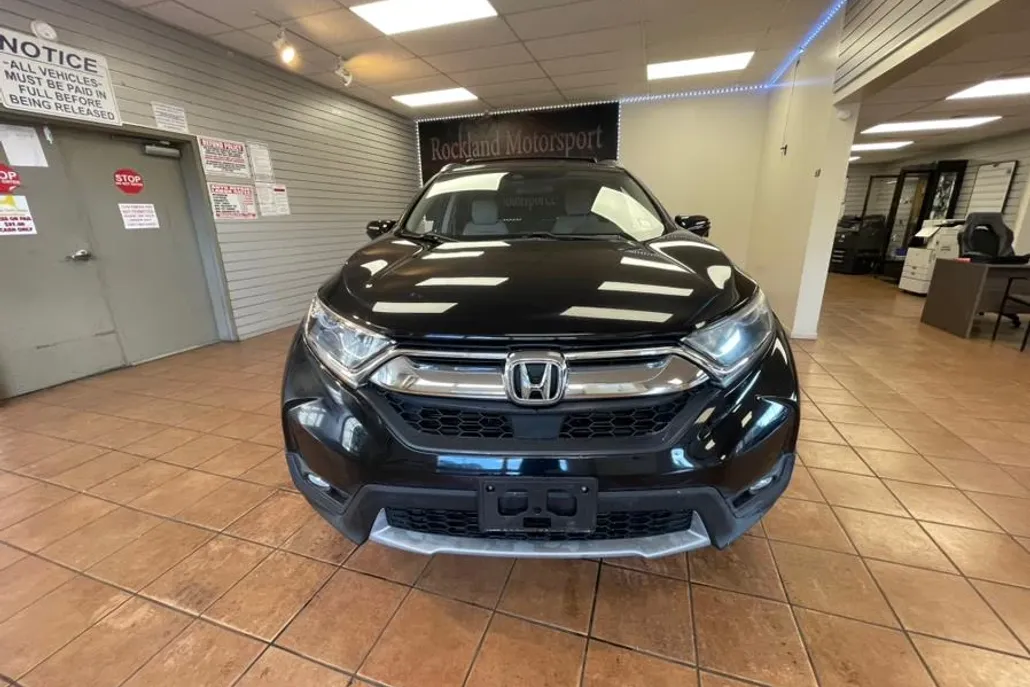 2017 Honda CR-V EX photo 1