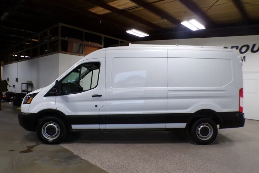 2019 Ford Transit Van Cargo photo 1