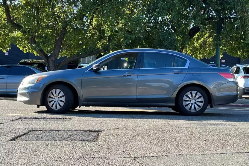 2012 Honda Accord LX photo 1