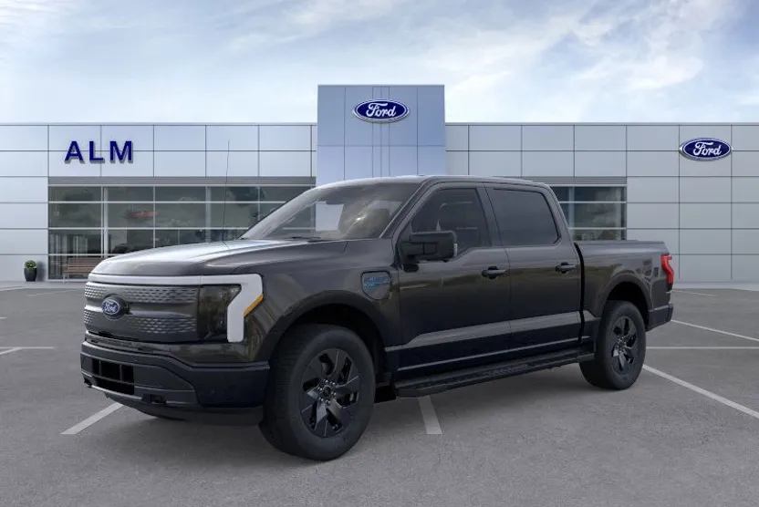 2025 Ford F-150 Lightning photo 8