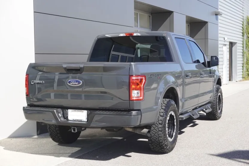 2016 Ford F-150 XLT photo 1