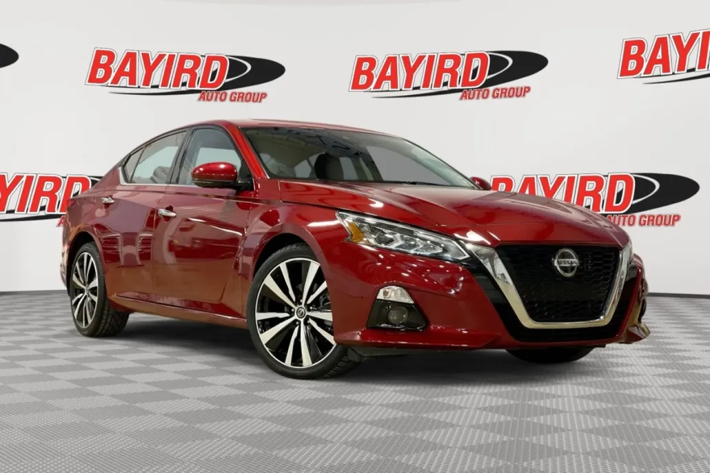 2021 Nissan Altima 2.5 Platinum photo 1