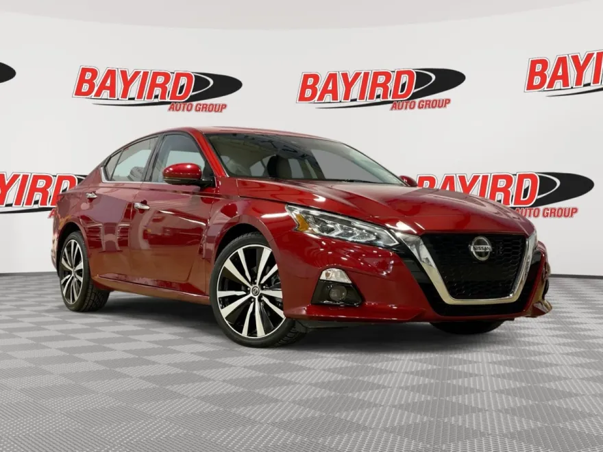 2021 Nissan Altima 2.5 Platinum photo 1