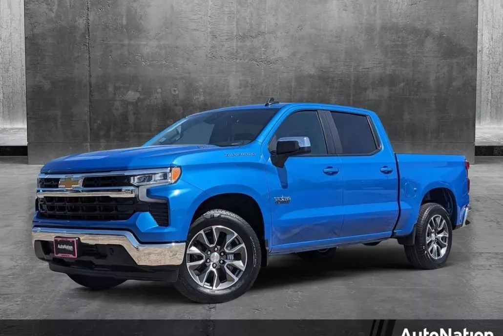 2025 Chevrolet Silverado 1500 LT photo 1