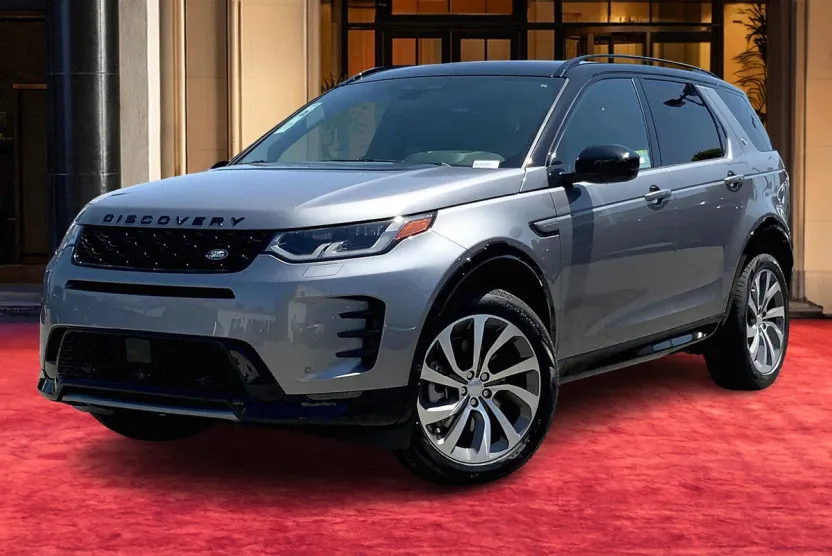 2025 Land Rover Discovery Sport Dynamic SE photo 1