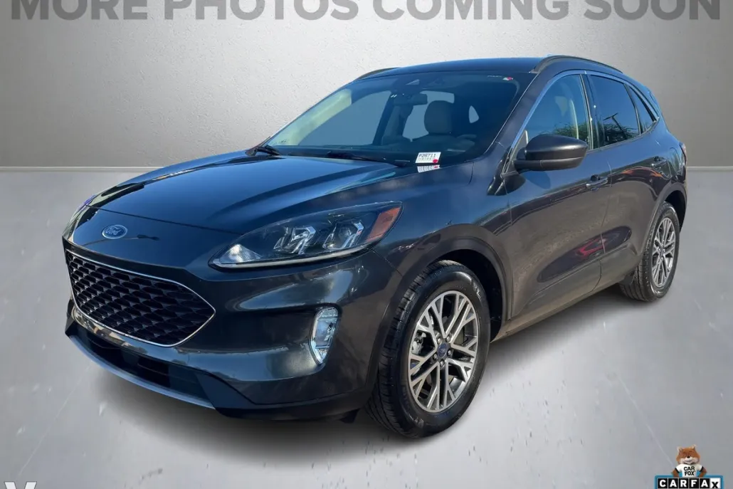 2020 Ford Escape SEL photo 1