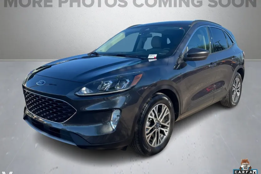 2020 Ford Escape SEL photo 1