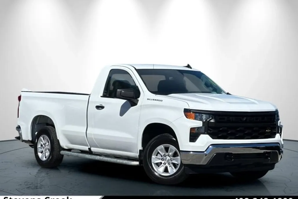 2024 Chevrolet Silverado 1500 photo 1