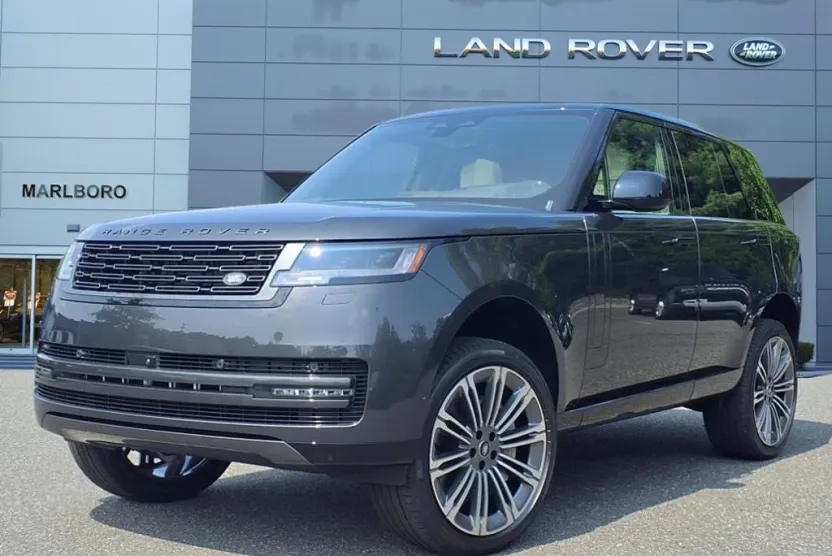 2025 Land Rover Range Rover SE photo 1