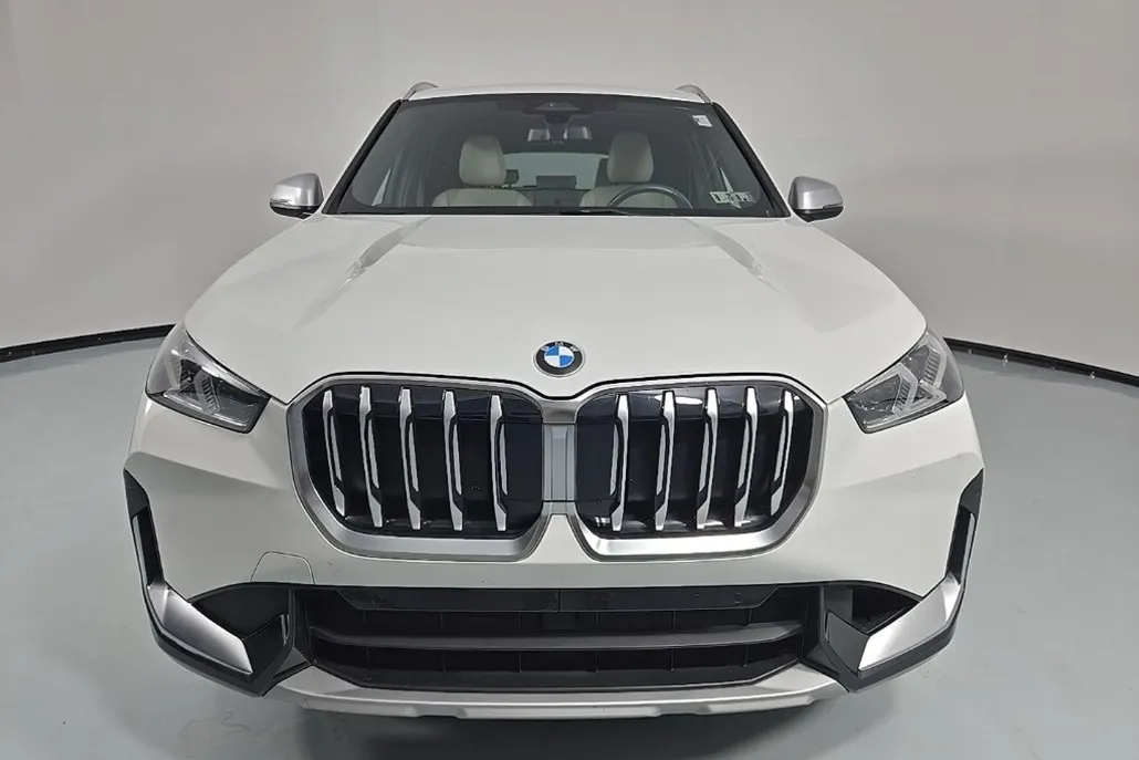 2023 Bmw X1 XDrive28i photo 1