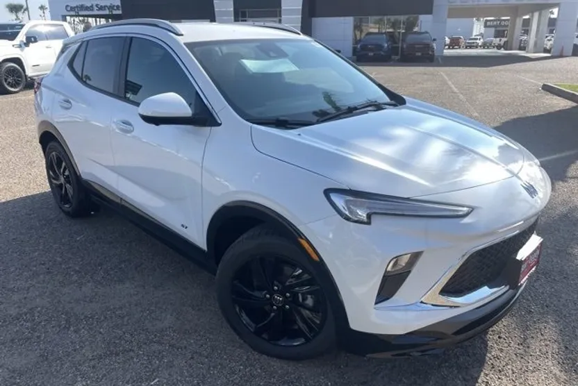 2026 Buick Encore GX Sport Touring photo 1