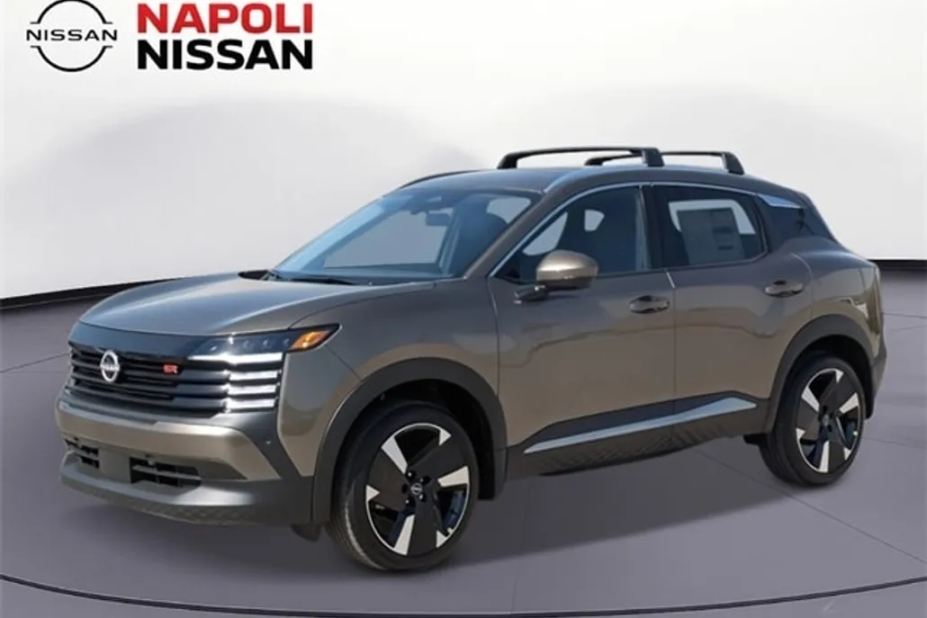 2026 Nissan Kicks SR photo 1