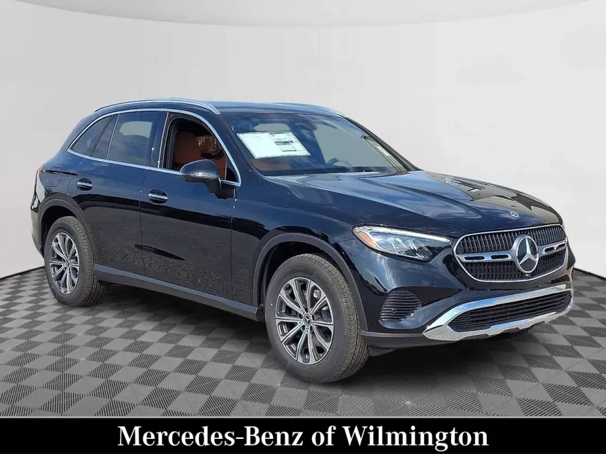 2026 Mercedes Benz GLC 300 4MATIC photo 1