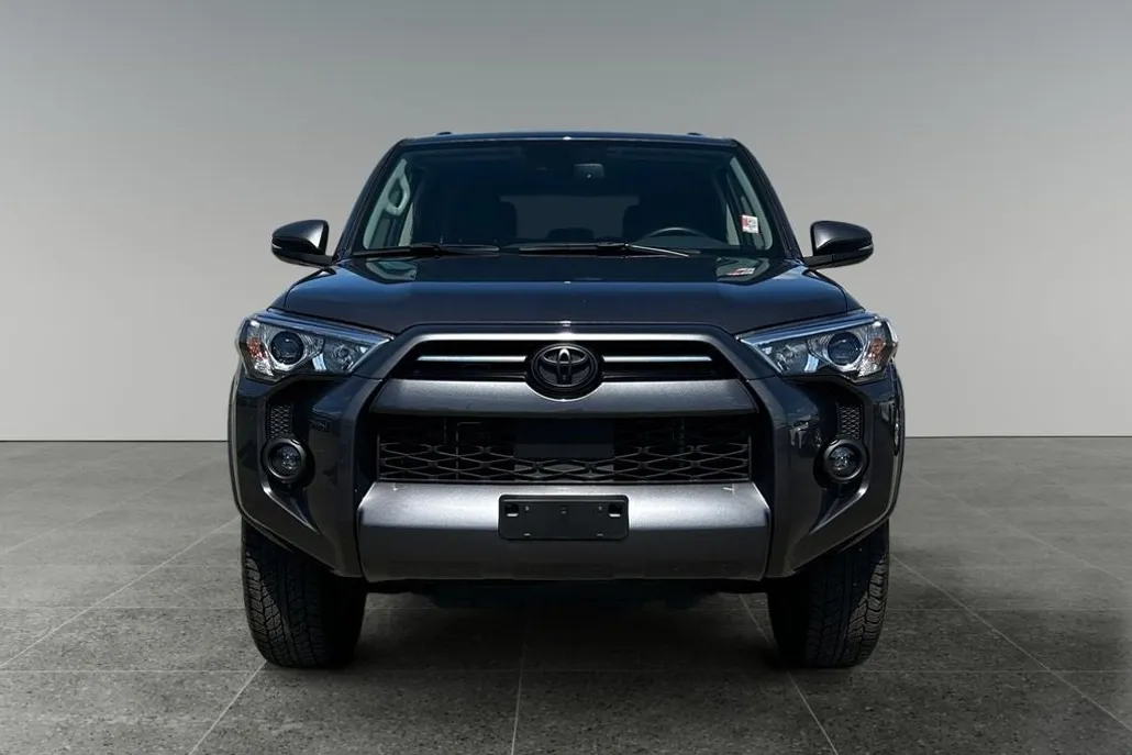 2023 Toyota 4Runner SR5 Premium photo 1