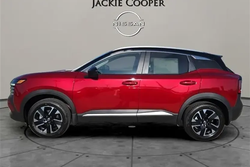 2025 Nissan Kicks SV photo 1
