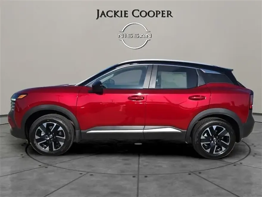 2025 Nissan Kicks SV photo 1