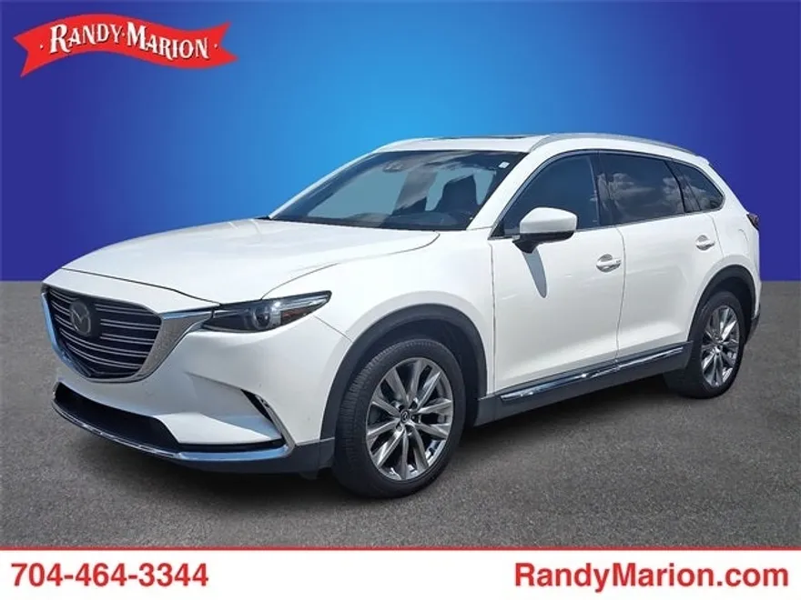 2017 Mazda CX-9 Signature photo 1
