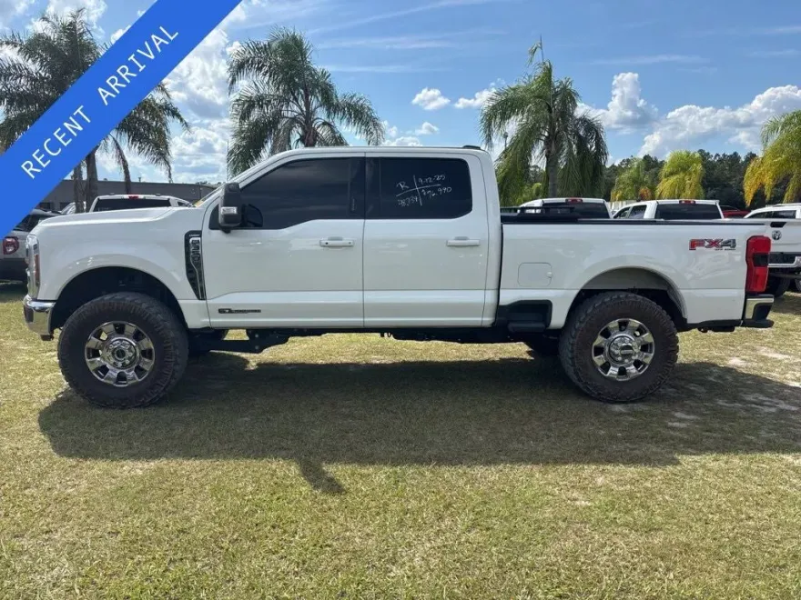 2024 Ford F-350 photo 1