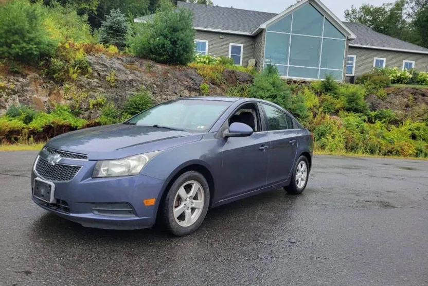 2013 Chevrolet Cruze photo 1