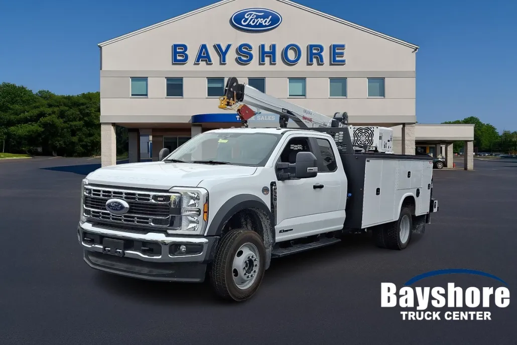 2025 Ford F-550 XL photo 1