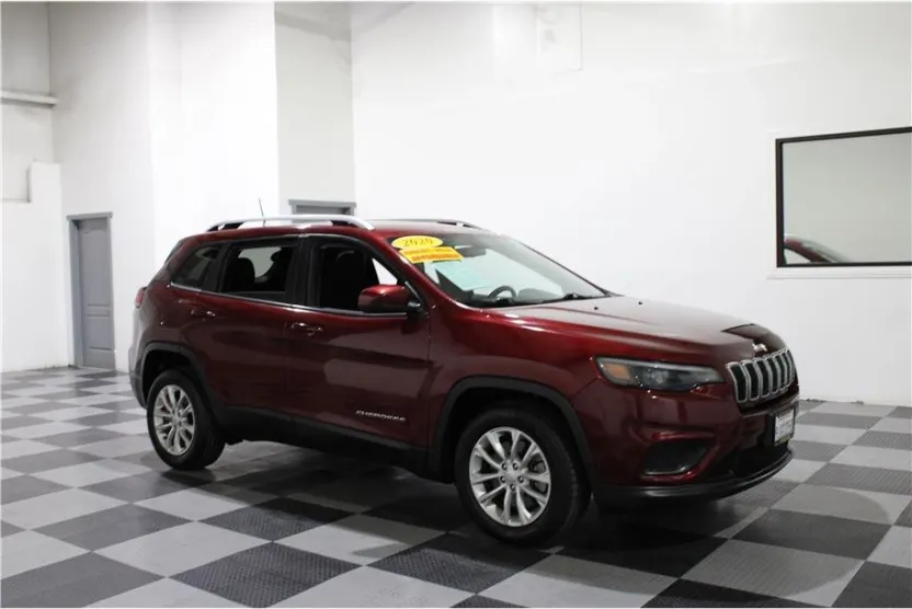 2020 Jeep Cherokee Latitude photo 1