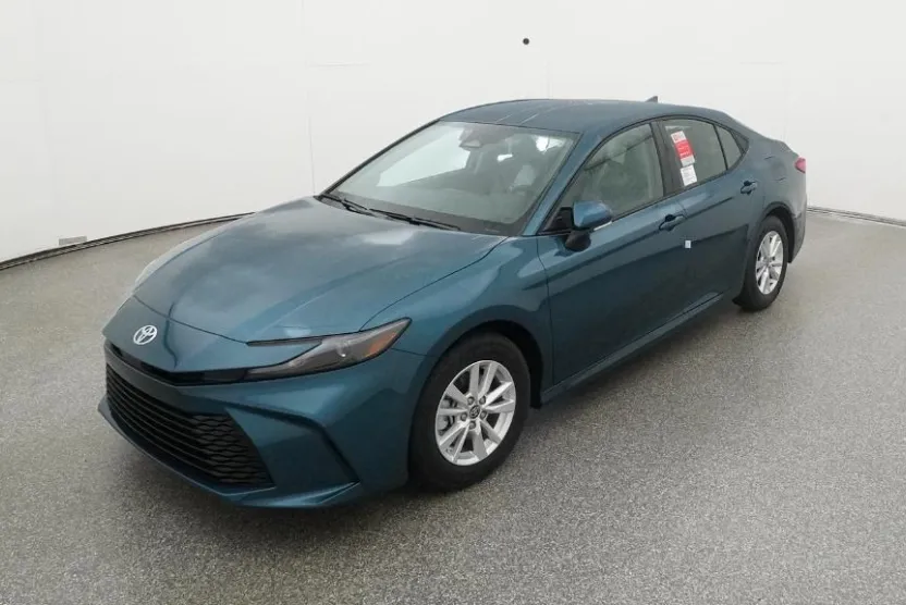 2026 Toyota Camry LE photo 1
