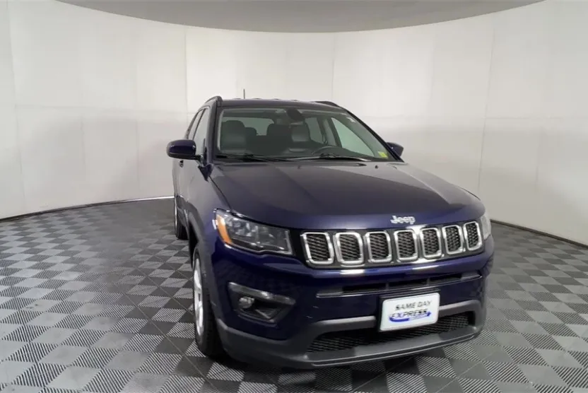 2020 Jeep Compass Latitude photo 1
