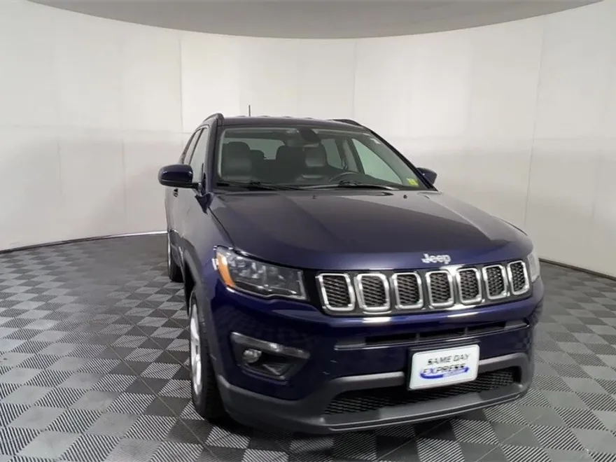2020 Jeep Compass Latitude photo 1