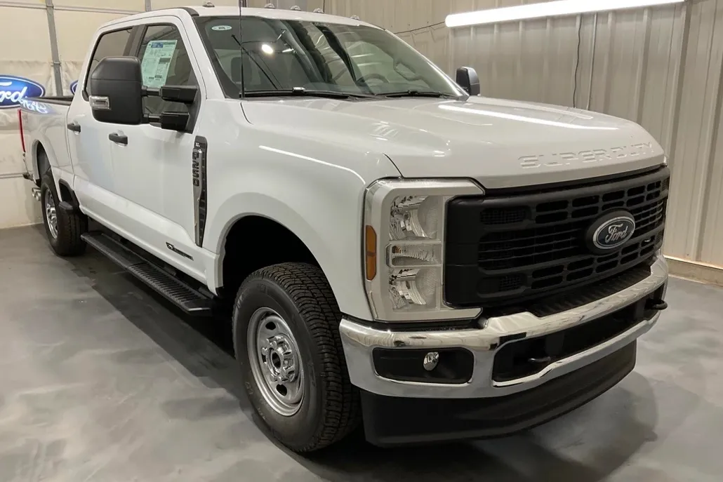 2025 Ford F-250 photo 1
