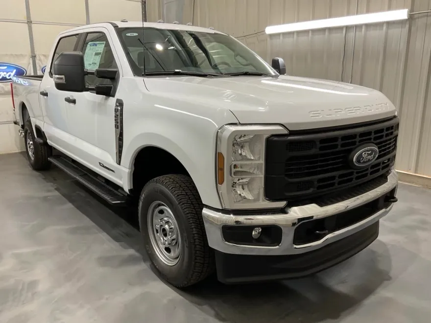 2025 Ford F-250 photo 1