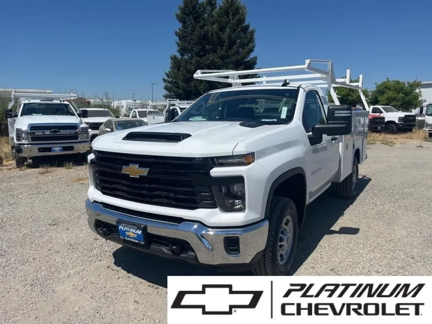 2024 Chevrolet Silverado 2500HD photo 1