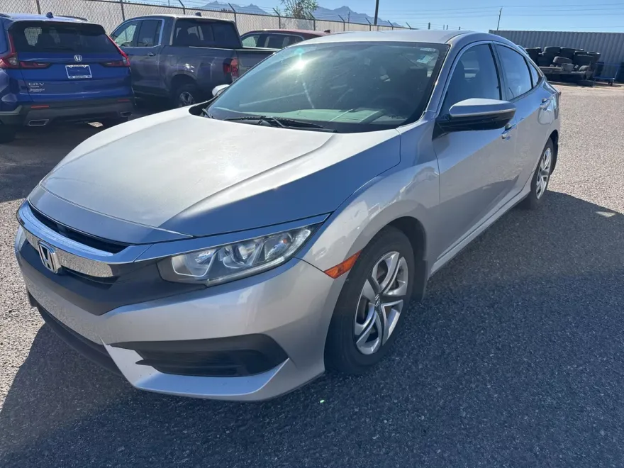 2017 Honda Civic LX photo 1