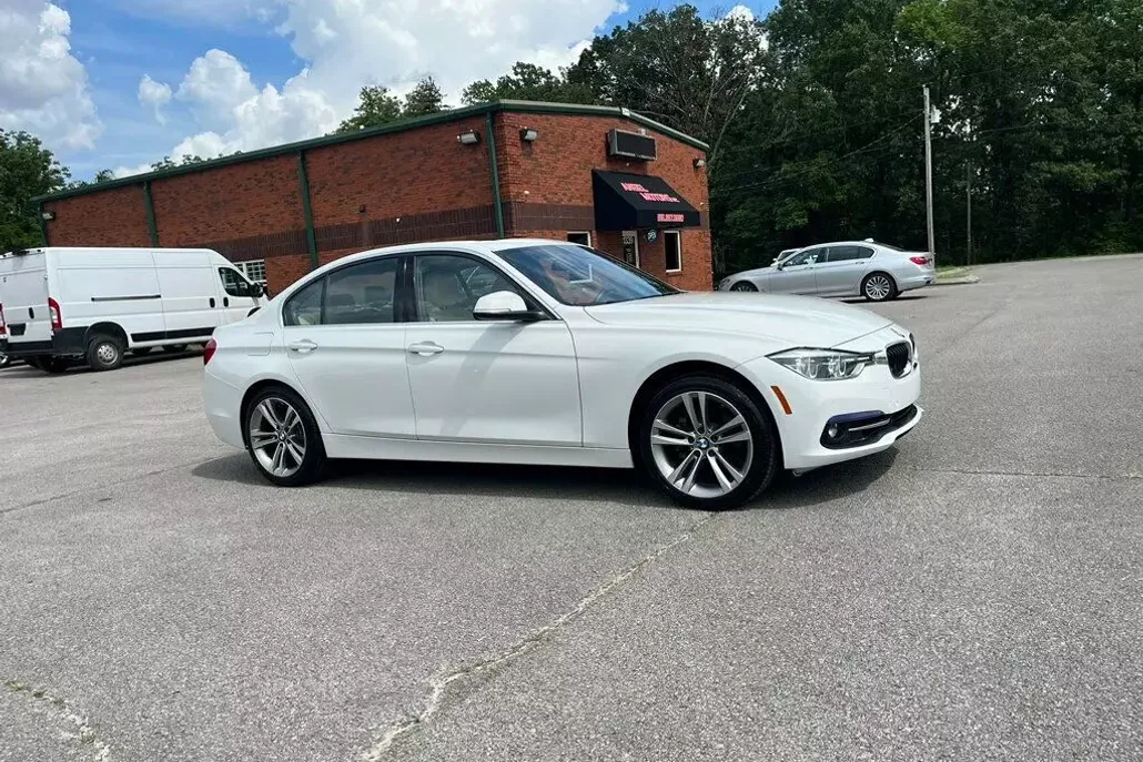 2018 Bmw 330i Sedan photo 1