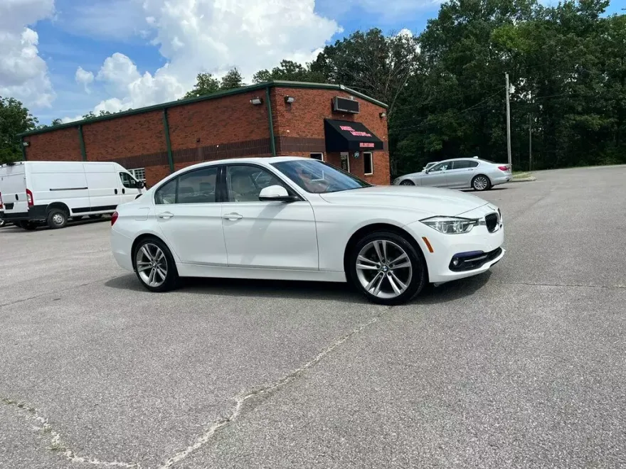 2018 Bmw 330i Sedan photo 1