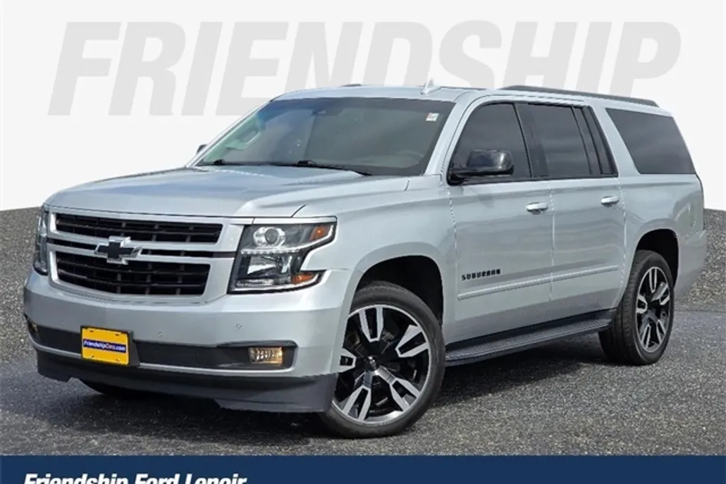 2019 Chevrolet Suburban Premier photo 1