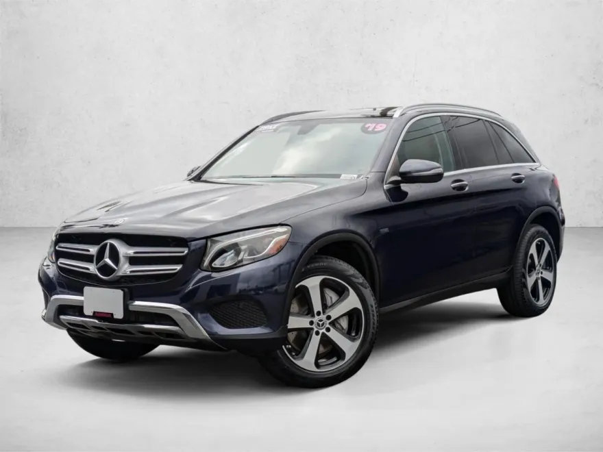 2019 Mercedes Benz GLC 4MATIC photo 1