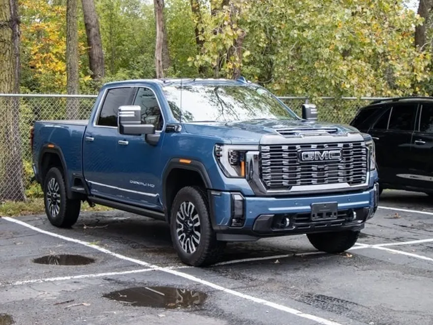 2024 Gmc Sierra 2500 HD Denali Ultimate photo 1