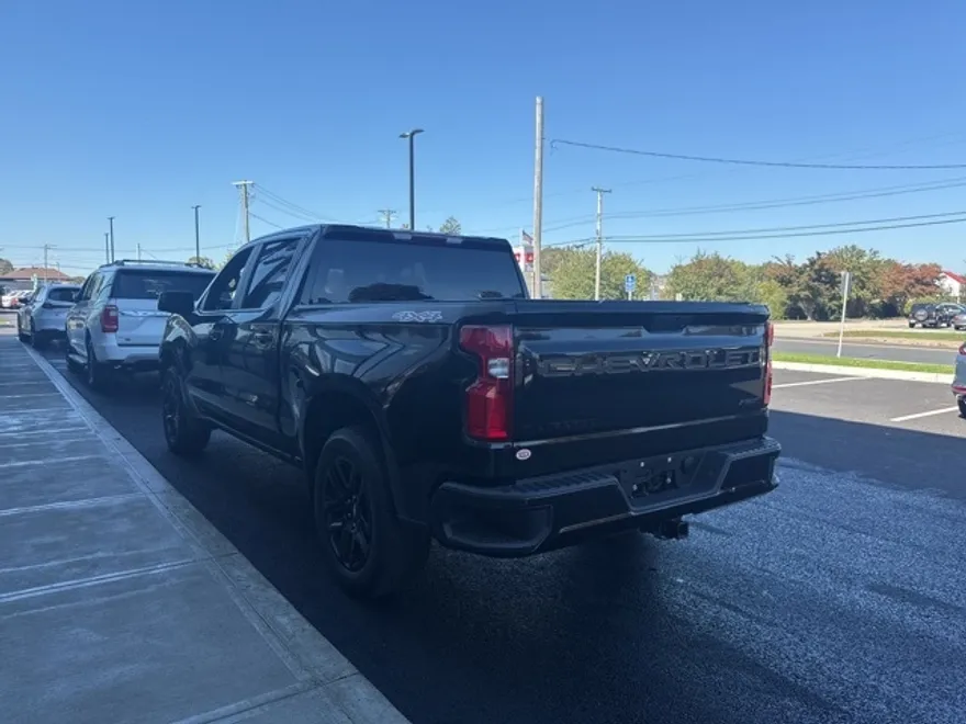 2021 Chevrolet Silverado 1500 RST photo 1