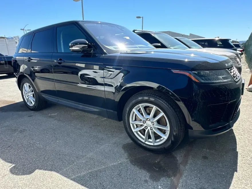 2020 Land Rover Range Rover Sport SE photo 1